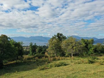 Terreno Ilihue vista al lago