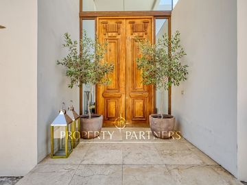 Espectacular casa en Hacienda de Chicureo con gran vista