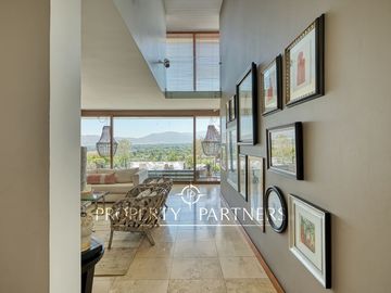 Espectacular casa en Hacienda de Chicureo con gran vista