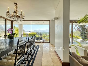 Espectacular casa en Hacienda de Chicureo con gran vista