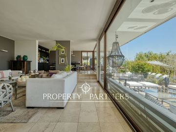 Espectacular casa en Hacienda de Chicureo con gran vista