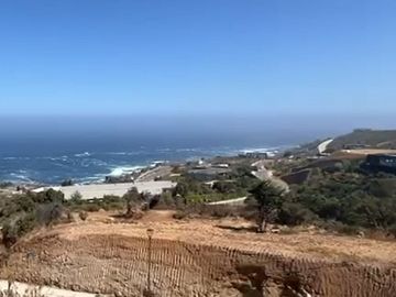 Despejada vista a la inmensidad del oceano pacifico