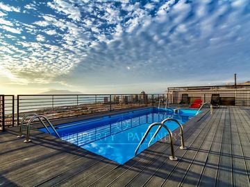 Exclusivo departamento Duplex,vista al mar 3D 3B Jardines del sur