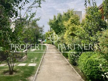 Venta espectacular Departamento Urban Town en Peñalolén