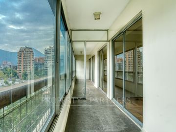 Gran departamento vista al Parque Bicentenario