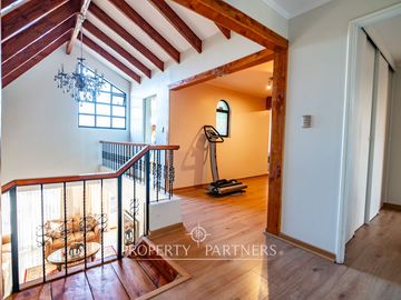 Casa pasaje cerrado en el Milagro