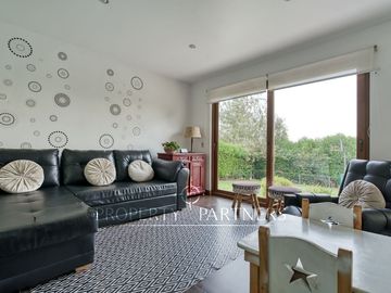 Venta de hermosa y cómoda casa, con espectacular vista, en Condominio Arboretum de Peñalolén