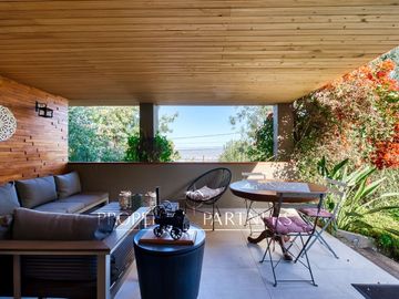 Venta Casa Moderna Ecológica en Condominio Arboretum en Peñalolén