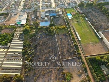 Terreno de 5000m2,  a pasos de Av. Guillermo  Ulriksen