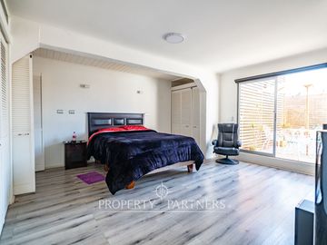 Excelente casa de tres niveles en sector residencial de Peñuelas