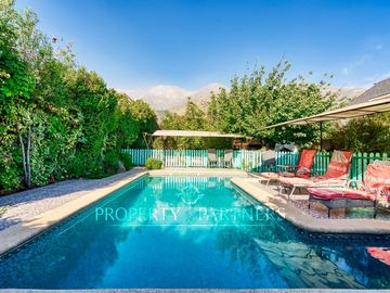 Venta Casa en seguro condominio, Peñalolén