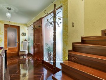 Venta Casa en seguro condominio, Peñalolén