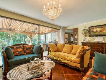Venta Casa en seguro condominio, Peñalolén