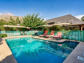 Venta Casa en seguro condominio, Peñalolén