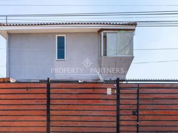 4 dormitorios con piscina y quincho, Ponce de Zamora, cercano Rojas Magallanes