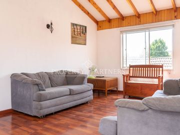 4 dormitorios con piscina y quincho, Ponce de Zamora, cercano Rojas Magallanes