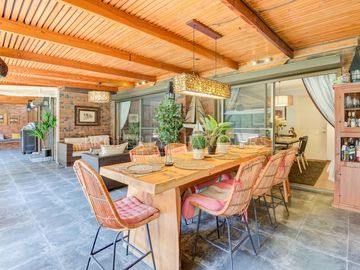 5 dormitorios, piscina, gran terraza con quincho, full equipada Cno. de Las Araucarias/Alto Macul