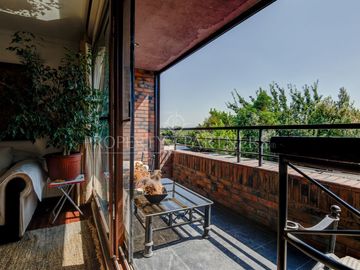 5 dormitorios, piscina, gran terraza con quincho, full equipada Cno. de Las Araucarias/Alto Macul