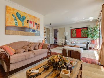 5 dormitorios, piscina, gran terraza con quincho, full equipada Cno. de Las Araucarias/Alto Macul