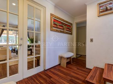 5 dormitorios, piscina, gran terraza con quincho, full equipada Cno. de Las Araucarias/Alto Macul