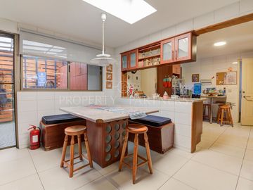 5 dormitorios, piscina, gran terraza con quincho, full equipada Cno. de Las Araucarias/Alto Macul