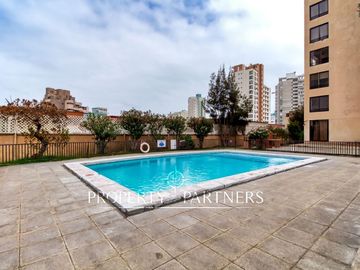 Venta de hermoso departamento remodelado en Arrecife IV