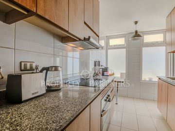 Departamento con home office independiente, sector Pedro de Valdivia, Providencia