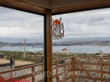 Gran Casa en Venta en La Herradura  con Vista al Mar