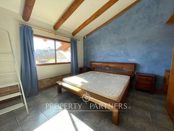 Gran Casa en Venta en La Herradura  con Vista al Mar