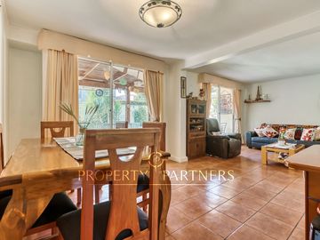 Hermosa casa en venta en el corazón de Peñalolén