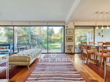 A la venta Amplia y Linda Casa con acceso al Country