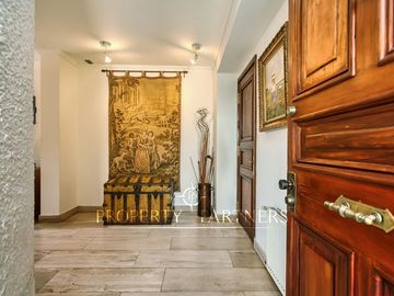 A la venta Amplia y Linda Casa con acceso al Country