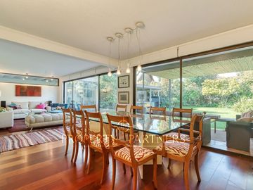 A la venta Amplia y Linda Casa con acceso al Country
