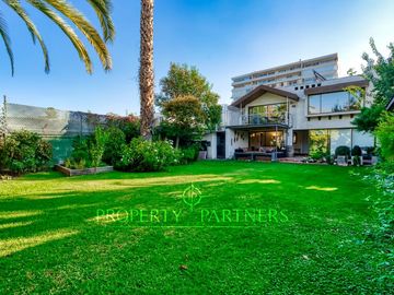 A la venta Amplia y Linda Casa con acceso al Country