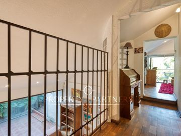 A la venta Amplia y Linda Casa con acceso al Country
