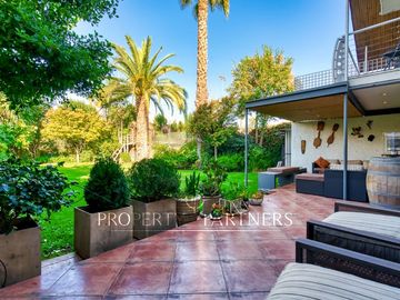 A la venta Amplia y Linda Casa con acceso al Country