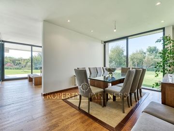 Chicureo Centro, moderna casa, gran arquitectura y paisajismo