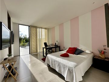 Venta de Casa Campestre en Llanogrande en Rionegro