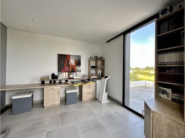 Venta de Casa Campestre en Llanogrande en Rionegro