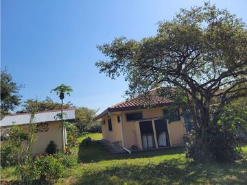 VENDO CASA VIA CALDERA
