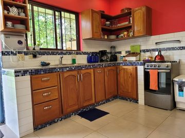 VENDO CASA VIA CALDERA