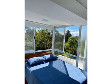 Venta de Casa Campestre en El Peñol Guatape