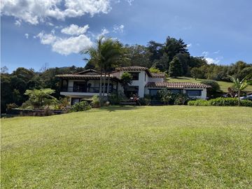 Venta de Finca en el Tablazo en  Rionegro