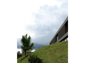 Venta de Casa Campestre en Llanogrande Rionegro