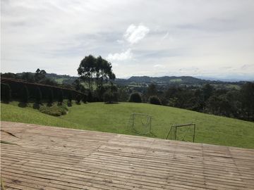 Venta de Casa Campestre en el Alto de Palmas Envigado