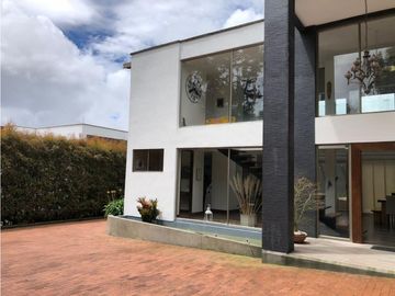 Venta de Casa Campestre en el Alto de las Palmas
