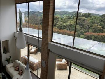 Venta de Casa Campestre en el Alto de las Palmas