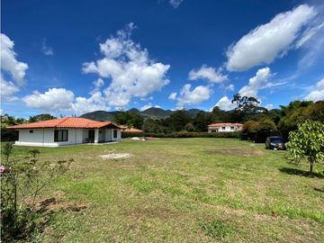 Venta de Casa Campestre en el Carmen de Viboral