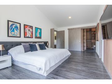 Venta de Casa Campestre en EL Retiro