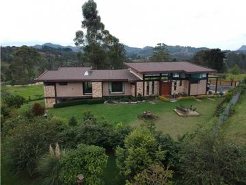 Venta  de Casa Campestre en El Retiro